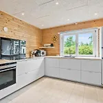 Three-bedroom In Hemmet