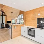 Three-bedroom In * Hemmet