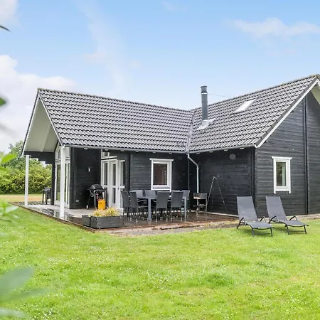 Three-bedroom In Hemmet