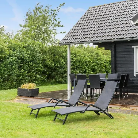Three-bedroom In * Hemmet