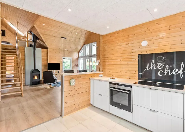 Three-bedroom In * Hemmet